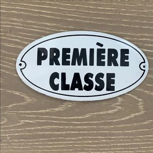 Première Classe reproduction French porcelain enamel oval sign